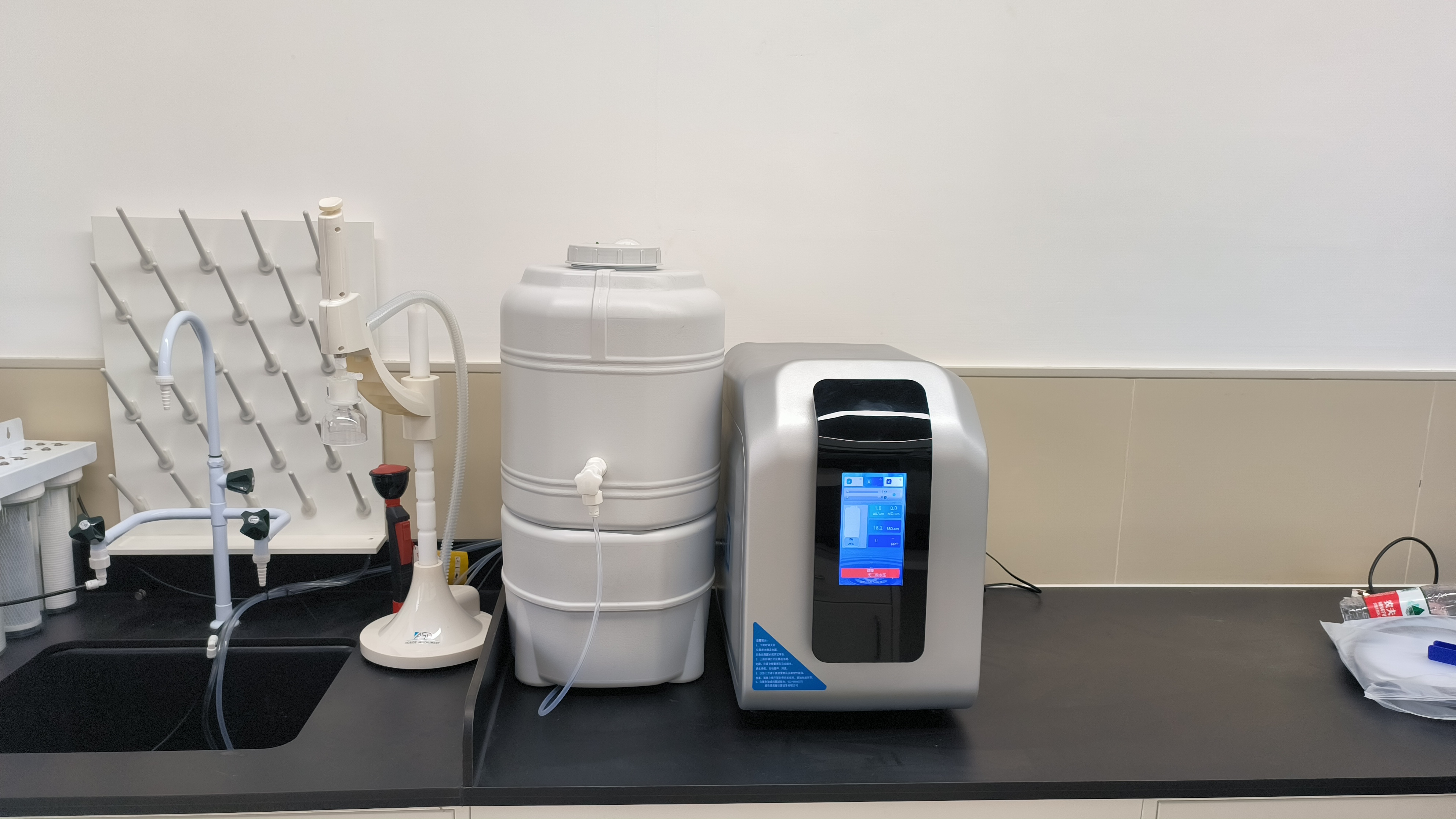 f0def4e597f841732a56abf0e1df549