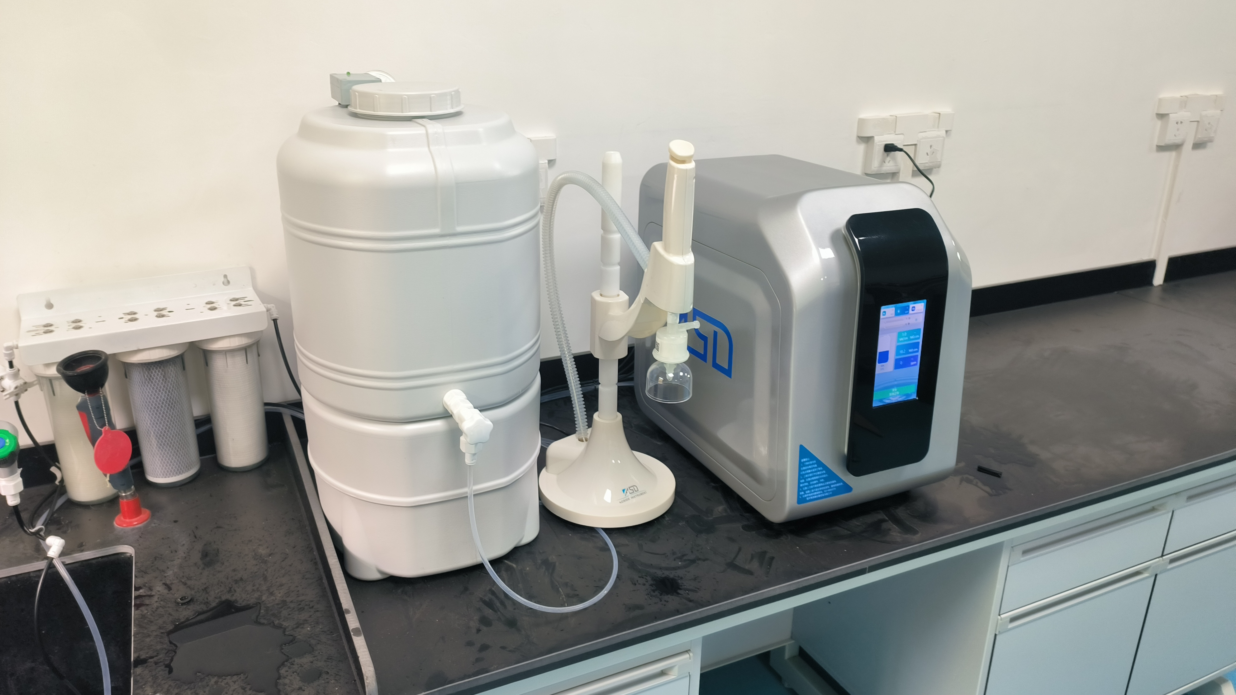 c06e917bd8a04719f262748f33af50a_副本